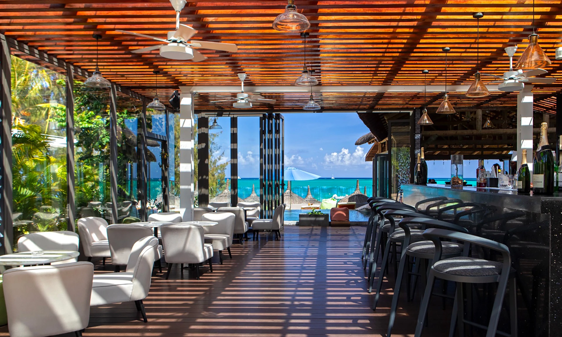 Restaurant in a wonderfull world